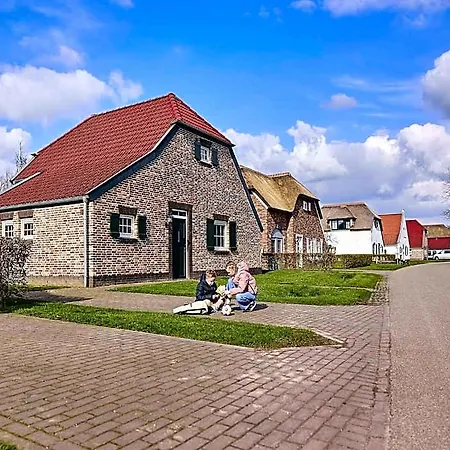 Villa In Limburg With Sauna & Bbq Roggel