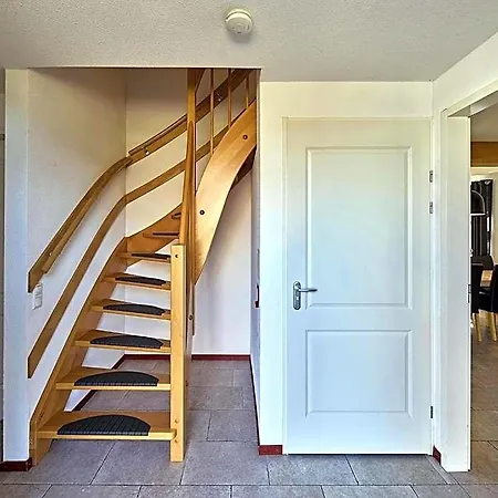 Villa In Limburg With Sauna & Bbq *