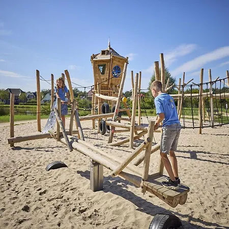 In Limburg With Sauna & Bbq Вилла *