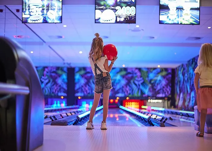 In Limburg With Sauna & Bbq 빌라